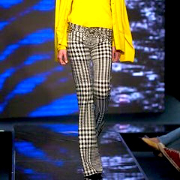 Versace Pants - Versace B/W plaid flared pants 42IT fab